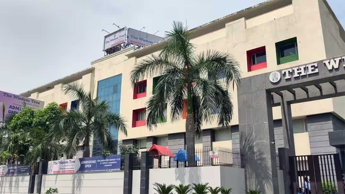125 करोड़ की स्कूल बिल्डिंग पर IT का एक्शन, नोएडा के The Wisdom Tree ...